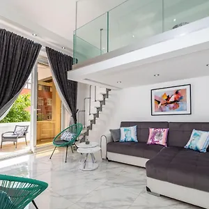 https://one-bedroom-apartment-with-balcony-5-minute-walk-from.hotelinzadar.com
